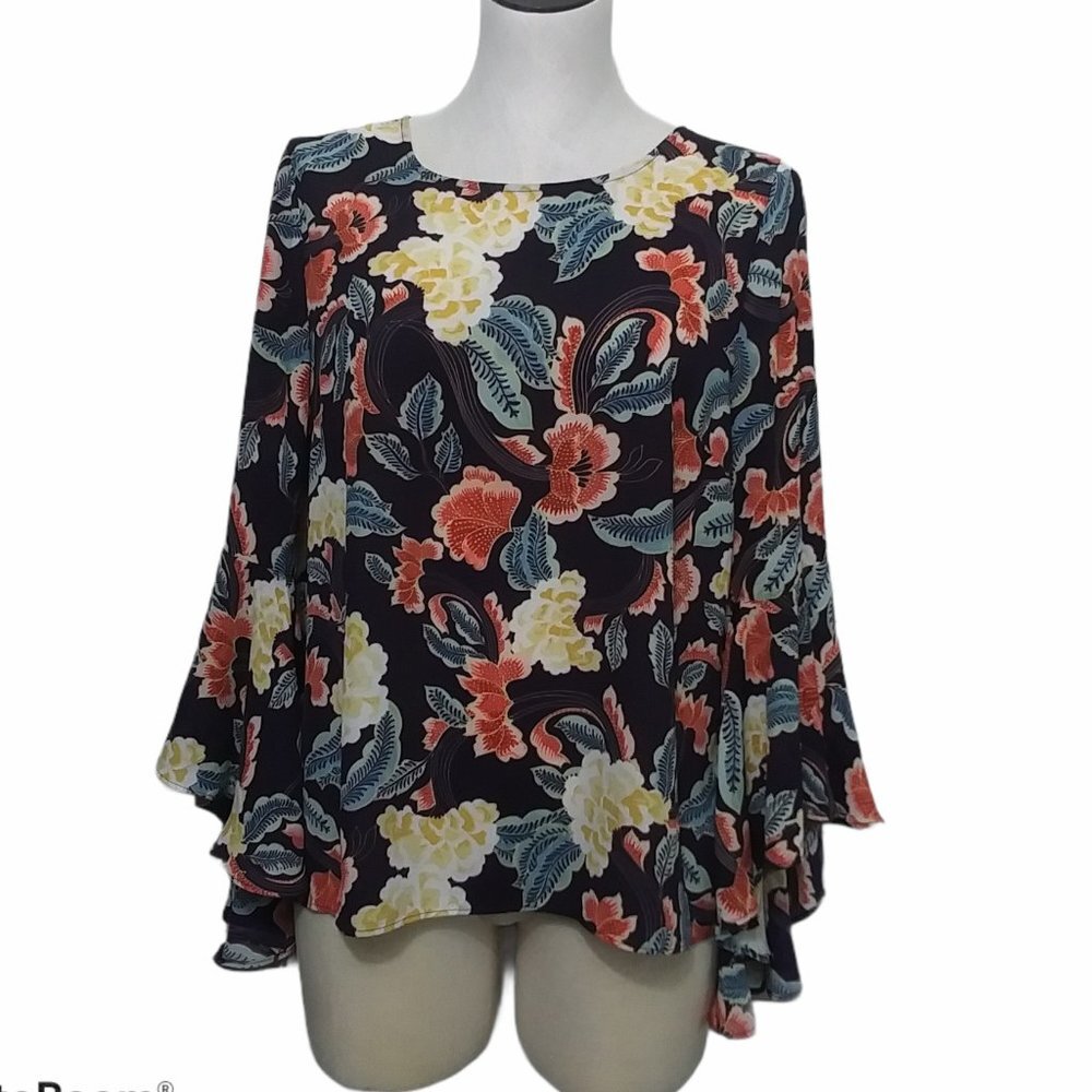 Rose + Olive Floral‎ Bell Sleeve Boho Blouse Size Medium
